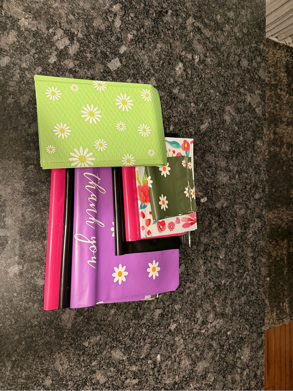Bundle of 75 Poly Mailers Various Styles & Sizes FLORAL Purple Green Pink Black - Picture 5 of 9
